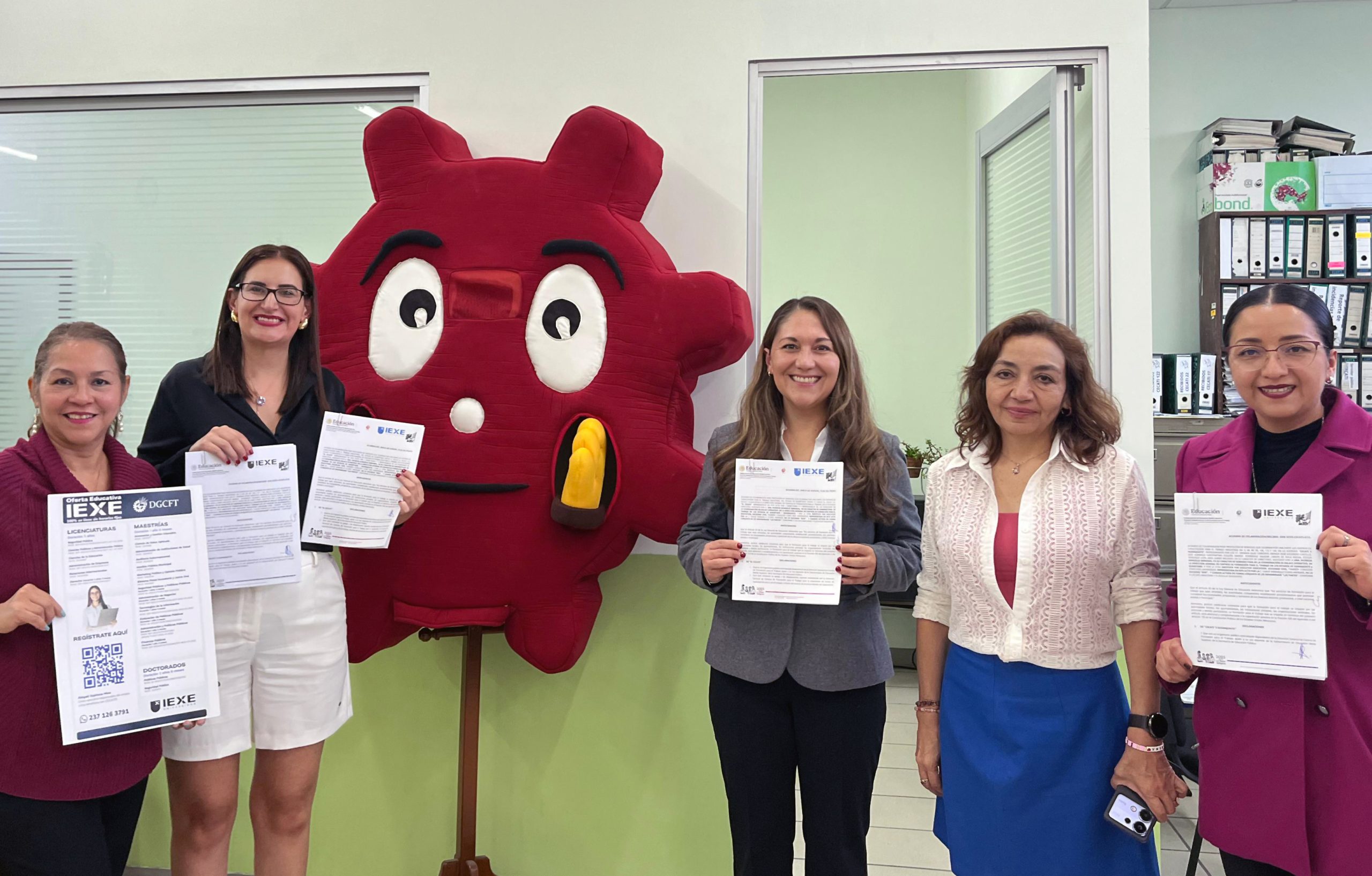IEXE Universidad y CECATI Querétaro-Guanajuato firman convenio para impulsar la profesionalización educativa