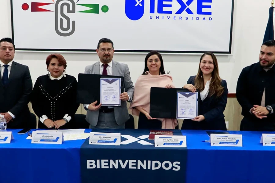 IEXE Universidad y el Sutspleh del Poder Legislativo firman convenio de becas para programas en línea para profesionales del servicio público. 1