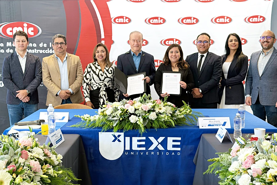 CMIC Puebla y IEXE Universidad firman convenio para impulsar la formación profesional en el sector construcción