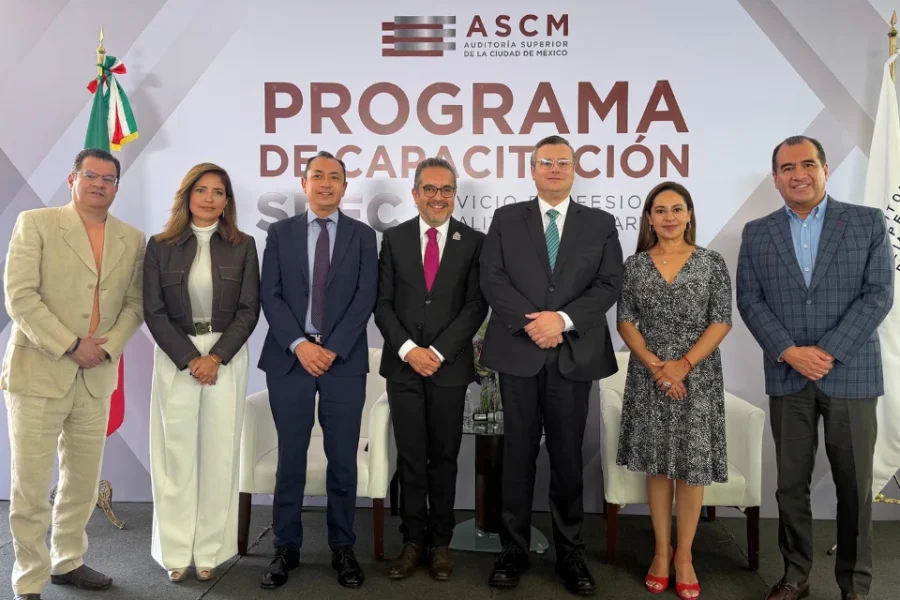Participacion de IEXE en la clausura del Programa de Capacitación del Servicio Profesional Fiscalizador de Carrera 2026