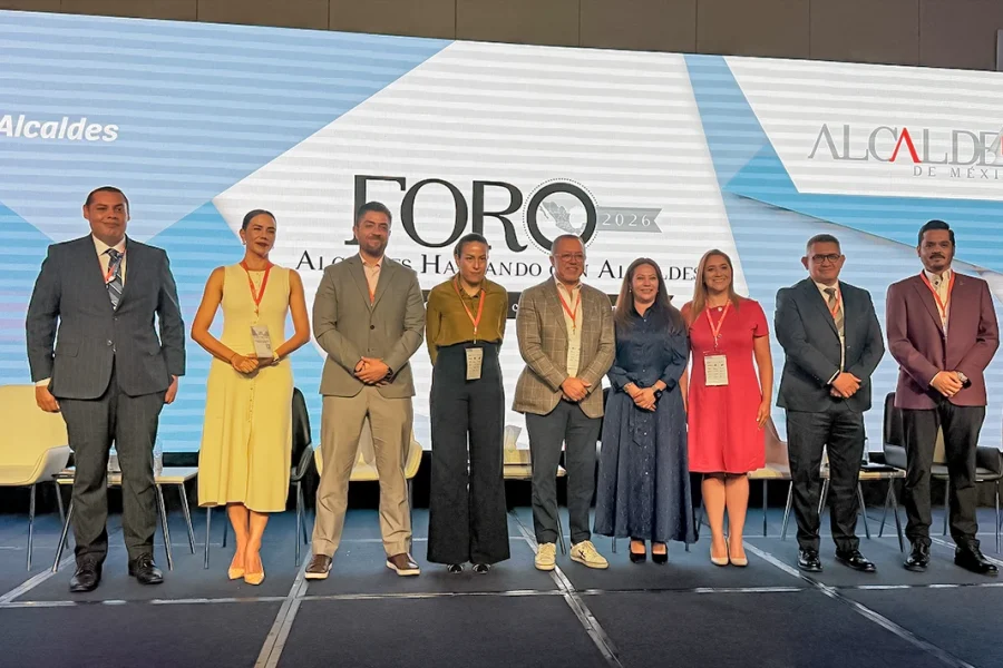 IEXE Universidad presente en el Foro Alcaldes Hablando con Alcaldes 2026