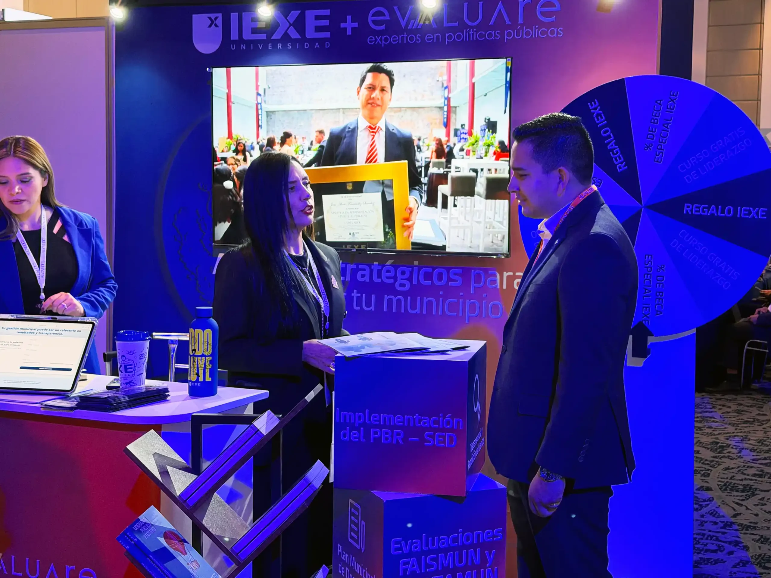 IEXE Universidad en linea presente en el Foro Alcaldes Hablando con Alcaldes 2026