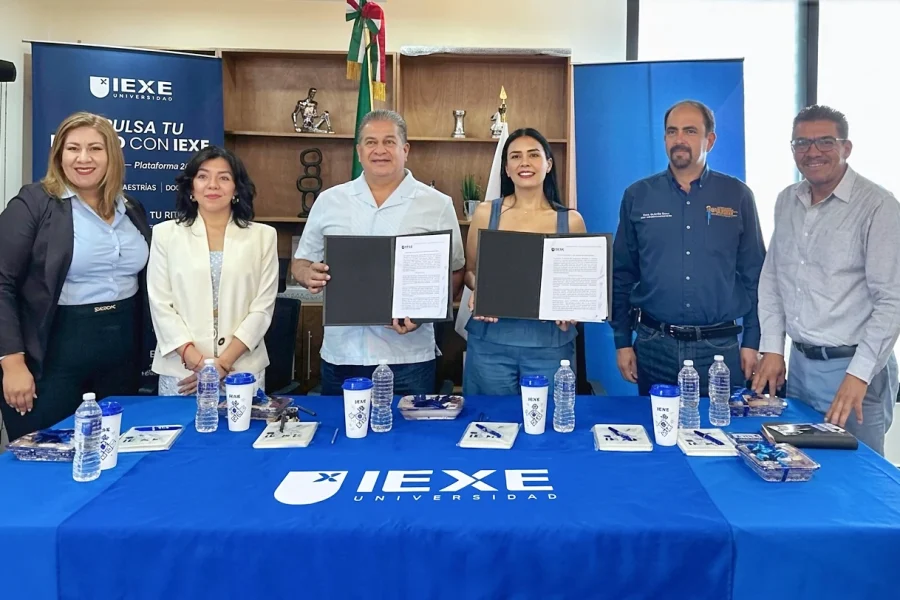 IEXE Universidad y SNTE Sección 12 firman convenio de colaboración académica en Durango