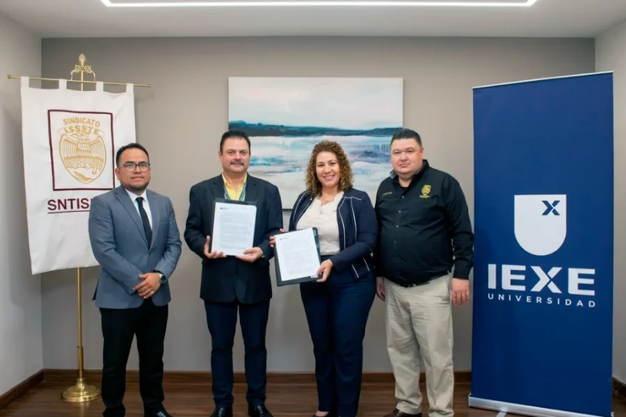 IEXE Universidad y el SNTISSSTE Sección XV amplían el acceso a la educación para trabajadores y sus familias