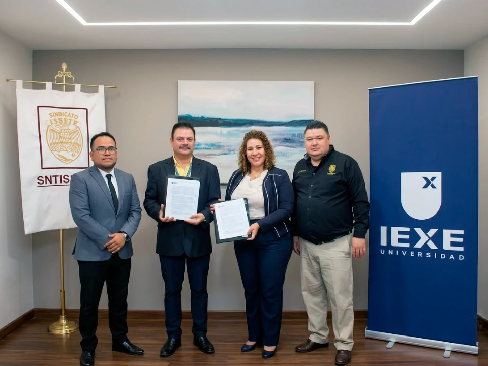 IEXE Universidad y el SNTISSSTE Sección XV amplían el acceso a la educación para trabajadores y sus familias