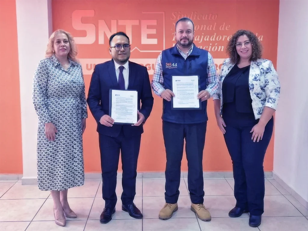 IEXE Universidad y la Sección 44 del SNTE crean nuevas oportunidades de formación profesional
