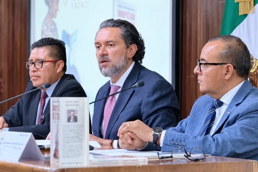 Democratización de la tecnología llega a la Feria Nacional del Libro Jurídico para abrir el debate sobre inclusión digital en México